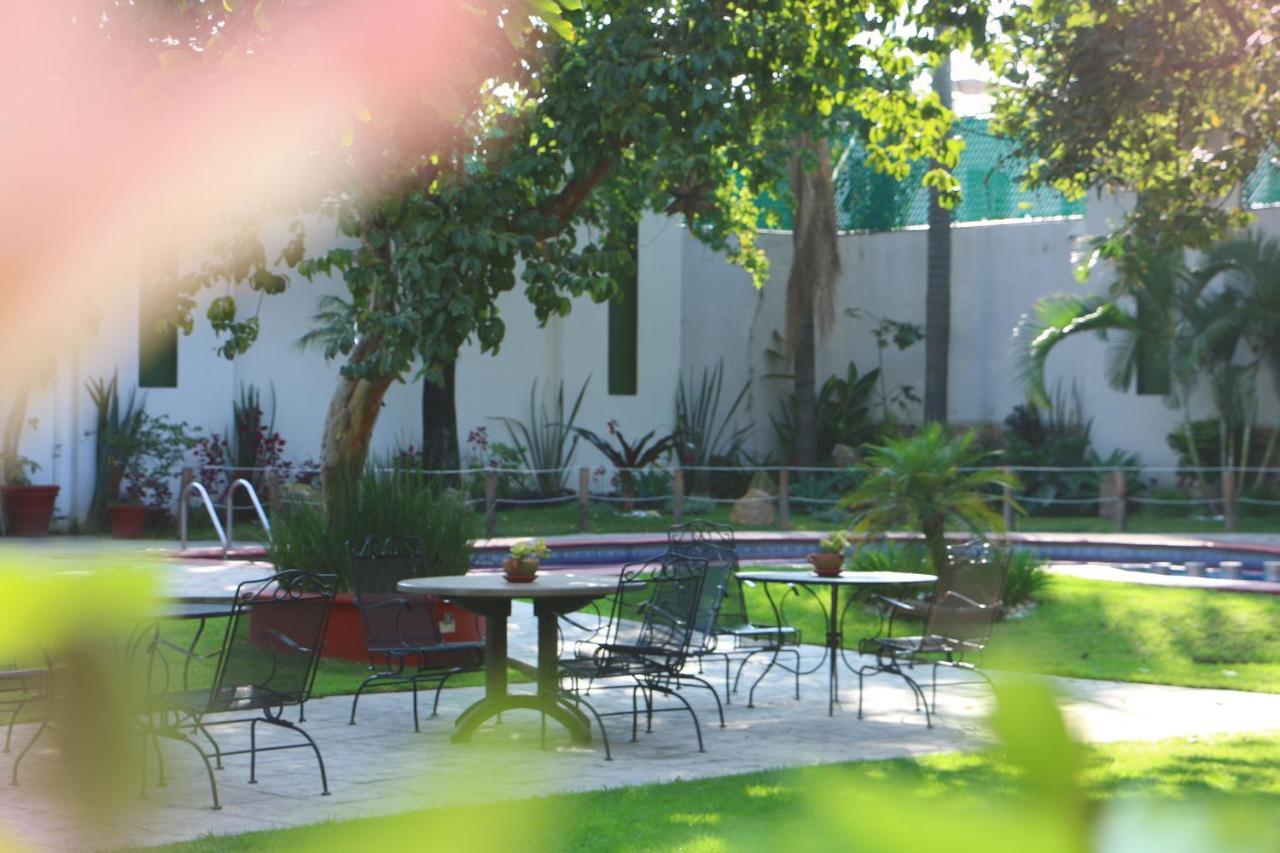 Áurea Hotel&Suites Zapopan Exterior foto